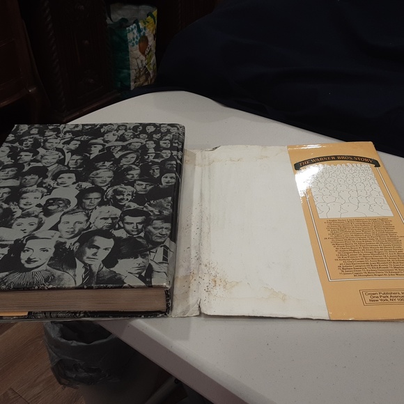 Warner Bros. Story by Clive Hirschhorn - Picture 8 of 11